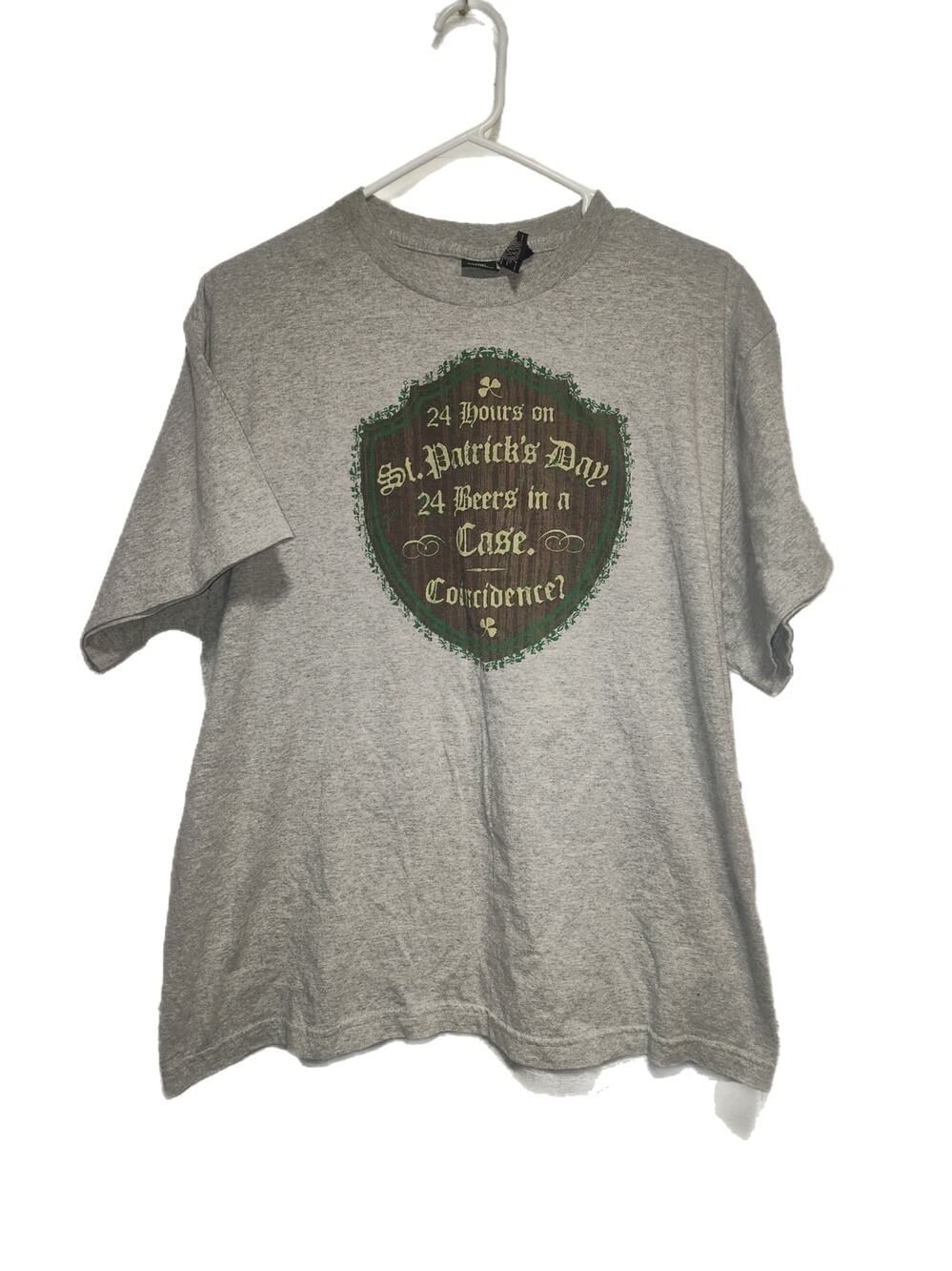 St Patrick's Day Men's Shirt Size XL